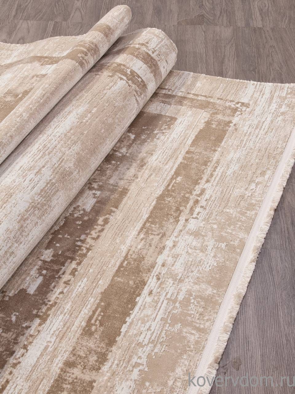 Ковер LISSABON-A SI027A BROWN / BROWN Ковер LISSABON-A SI027A BROWN / BROWN